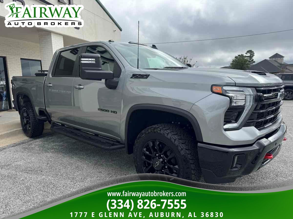 Used 2025 Chevrolet Silverado 2500 LT w/ Trail Boss Package AWD/4WD image 4