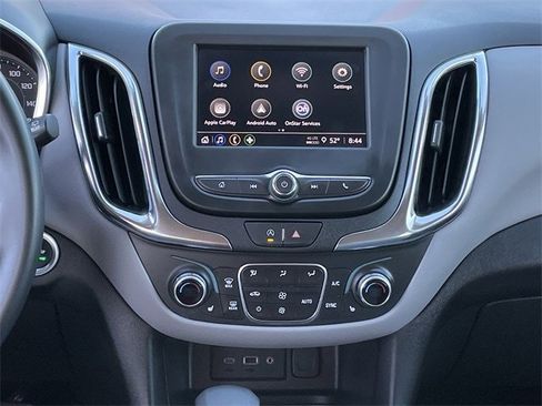 Used 2024 Chevrolet Equinox LT image 16