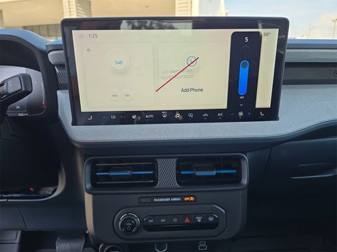 New 2025 Ford Maverick XLT w/ XLT Luxury Package image 16