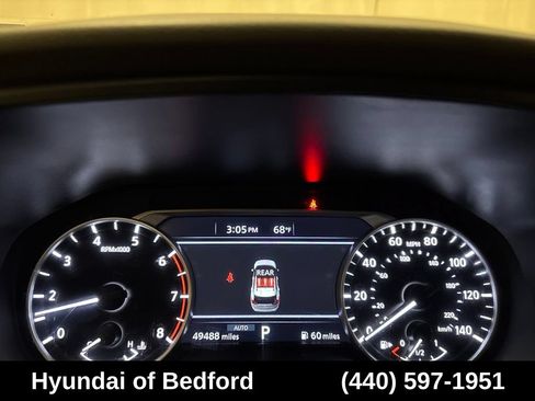 Used 2025 Nissan Rogue SV AWD/4WD image 16