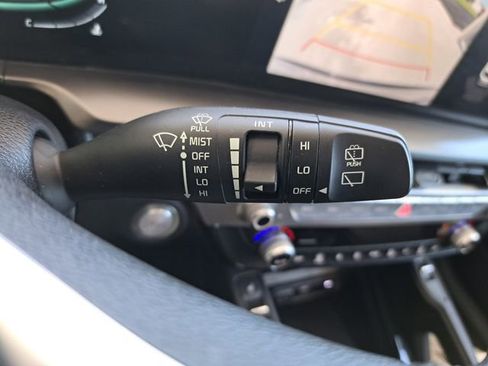 Used 2025 Kia Telluride S AWD/4WD image 20