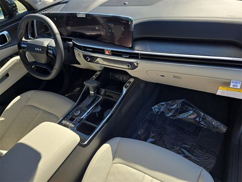 New 2026 Kia Sorento SX image 14