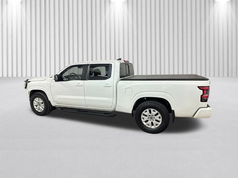 Used 2022 Nissan Frontier SV w/ Technology Package AWD/4WD image 9
