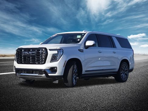 Used 2025 GMC Yukon XL Denali Ultimate image 19