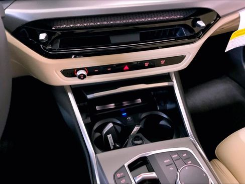 New 2026 BMW 330i xDrive Sedan w/ M Sport Package AWD/4WD image 20