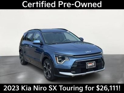 Used 2023 Kia Niro SX Touring
