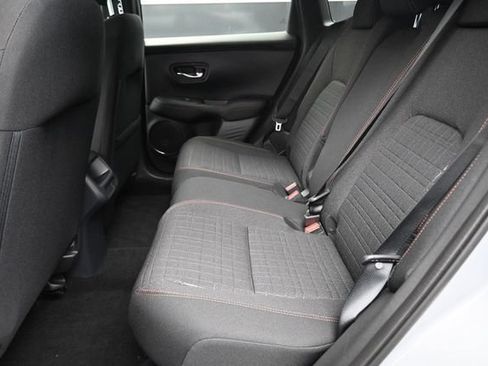Used 2027 Honda HR-V Sport image 17