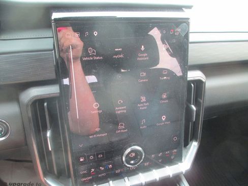 Used 2026 GMC Acadia AT4 w/ Super Cruise Package image 30