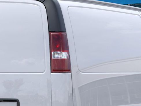 New 2026 Chevrolet Express 2500 Extended w/ Driver Convenience Package RWD image 11
