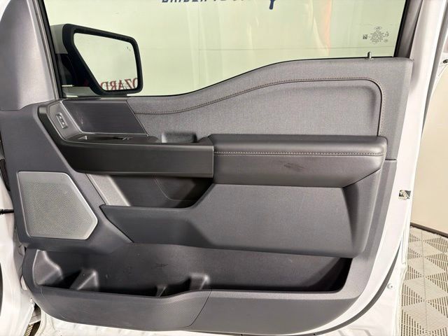 Used 2023 Ford F150 Raptor AWD/4WD image 38