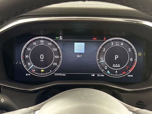 Used 2026 Jaguar F-PACE R-Dynamic S image 18