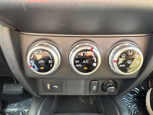 Used 2025 Mitsubishi Outlander Sport ES AWD/4WD image 23