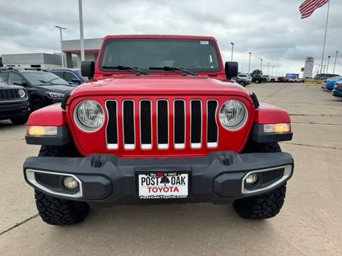 Used 2020 Jeep Wrangler Unlimited Sahara AWD/4WD image 2