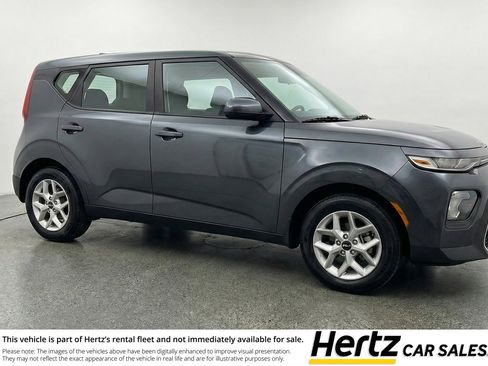 Used 2025 Kia Soul LX w/ LX Technology Package image 1