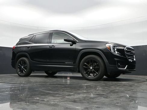 Used 2023 GMC Terrain SLT w/ Infotainment Package II AWD/4WD image 38