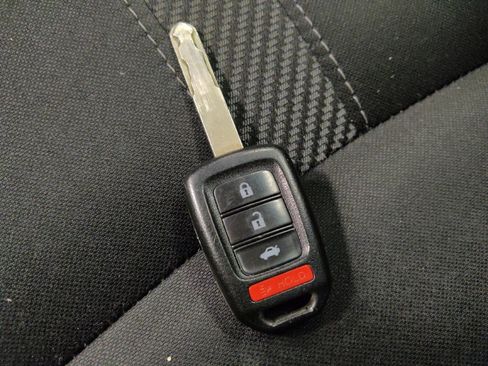 Used 2018 Honda Civic LX image 32