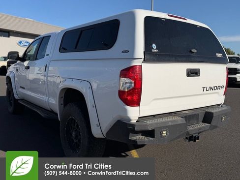 Used 2020 Toyota Tundra SR5 w/ TRD Off-Road Package AWD/4WD image 10