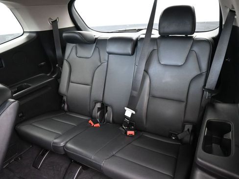Used 2025 Kia Telluride S FWD image 39