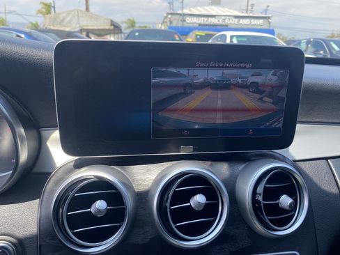 Used 2019 Mercedes-Benz C 300 Sedan w/ Premium Package image 15