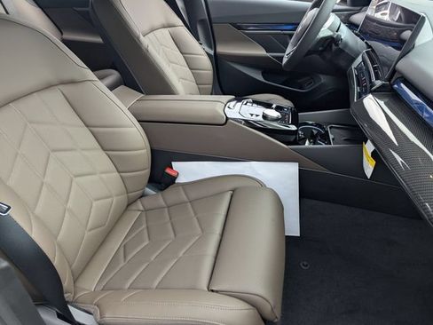 New 2026 BMW i5 M60 AWD/4WD image 12