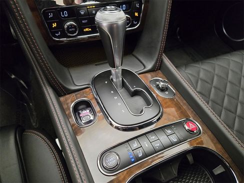Used 2017 Bentley Continental GT image 40
