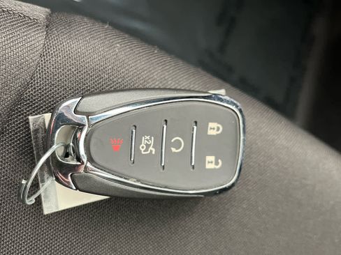 Used 2024 Chevrolet Malibu LT image 35