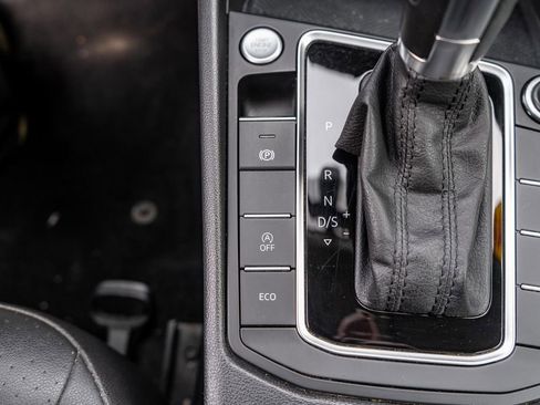 Used 2019 Volkswagen Jetta SE image 27