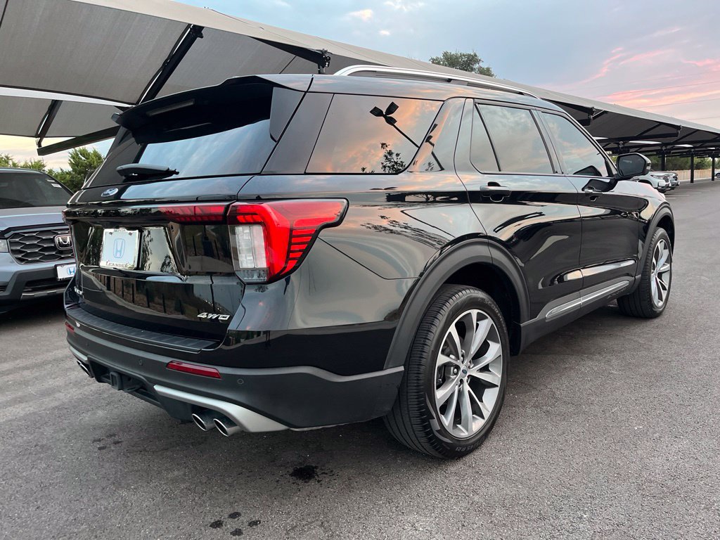 Used 2025 Ford Explorer Platinum w/ Ultimate Package AWD/4WD image 4