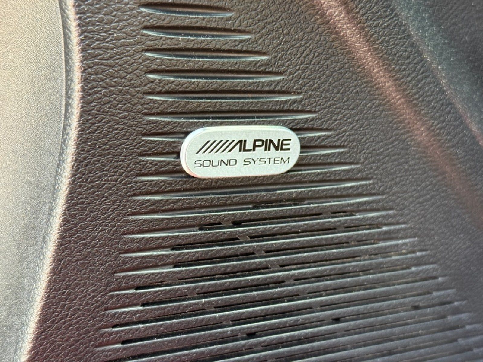 Used 2022 Dodge Challenger R/T Scat Pack RWD image 35