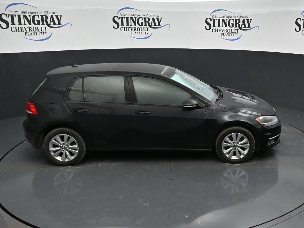 Used 2020 Volkswagen Golf 4-Door FWD image 25