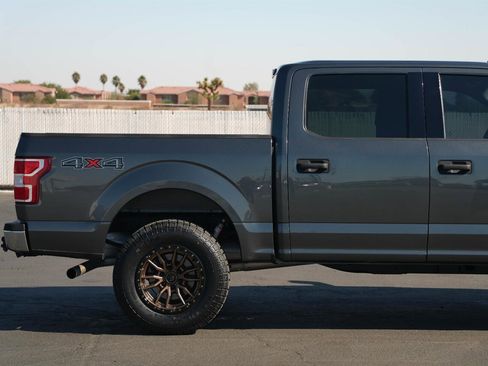 Used 2020 Ford F150 XLT image 14