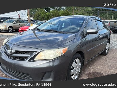 Used 2011 Toyota Corolla LE w/ Preferred Accessory Pkg FWD image 1