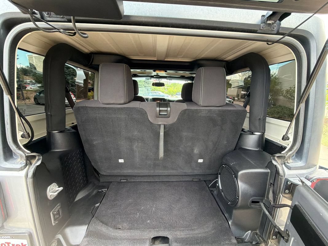 Used 2013 Jeep Wrangler Rubicon w/ PWR Convenience Group AWD/4WD image 11