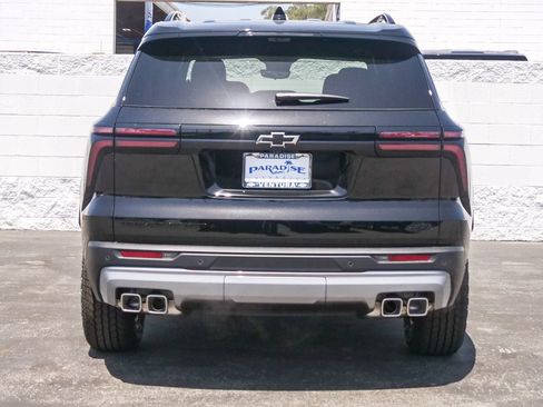 New 2026 Chevrolet Traverse Z71 w/ Driver Confidence Package AWD/4WD image 8
