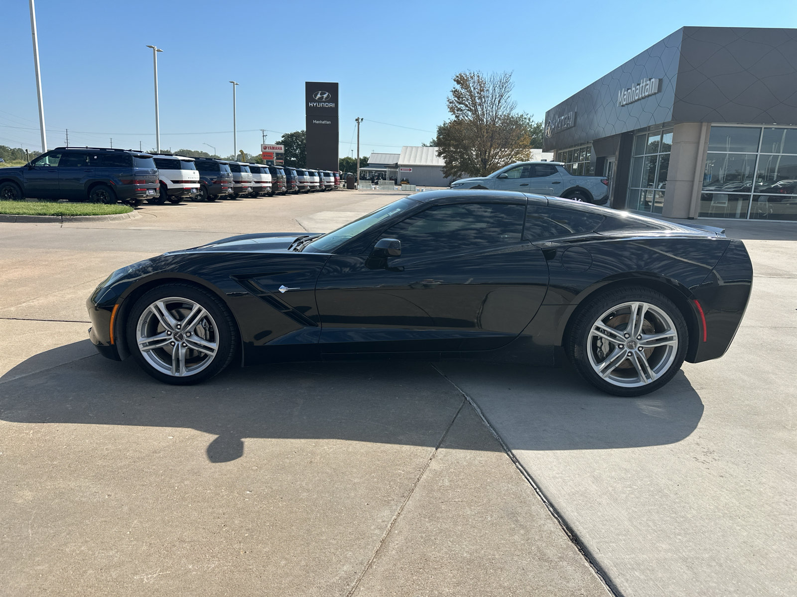 Used 2016 Chevrolet Corvette Stingray Coupe RWD image 8