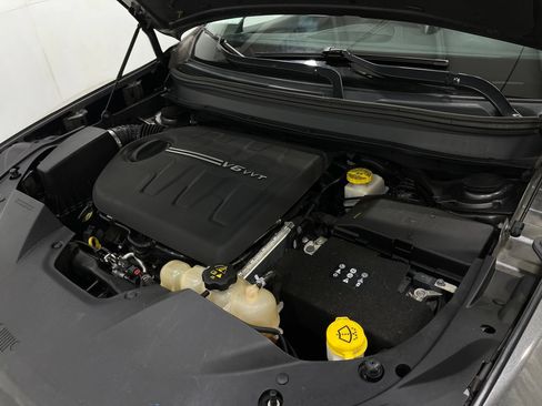Used 2019 Jeep Cherokee Limited AWD/4WD image 27