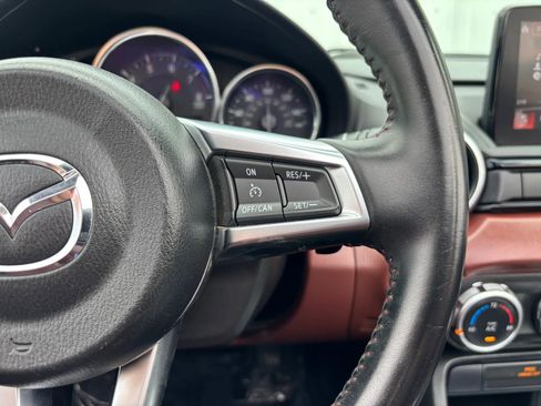Used 2019 MAZDA MX-5 Miata Grand Touring RWD image 23