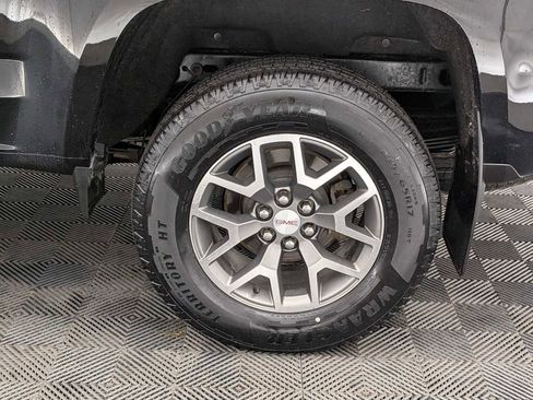 Used 2017 GMC Canyon SLE w/ Nightfall Edition image 15