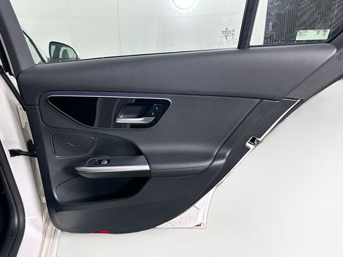 Used 2024 Mercedes-Benz C 300 Sedan image 29