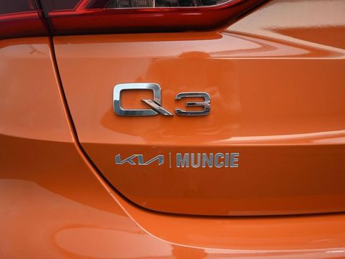 Used 2023 Audi Q3 2.0T Premium AWD/4WD image 10