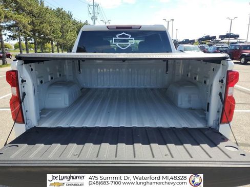 Certified 2022 Chevrolet Silverado 1500 Custom RWD image 24