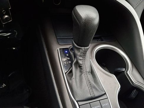 Used 2022 Toyota Camry LE image 14