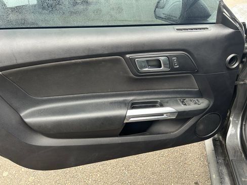 Used 2019 Ford Mustang Coupe image 15