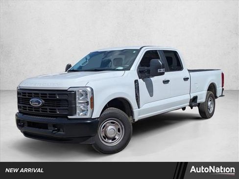 Used 2025 Ford F250 XL image 1