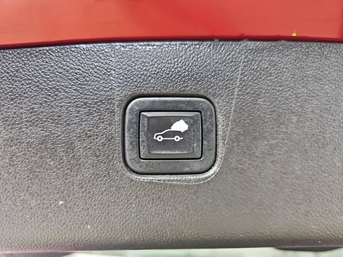 Certified 2024 Chevrolet Blazer LT w/ Convenience Package AWD/4WD image 17