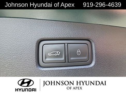 Used 2023 Genesis GV70 2.5T Select w/ Select Package image 29