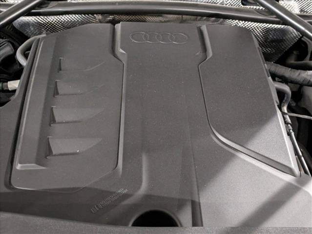 New 2025 Audi Q5 Premium AWD/4WD image 18