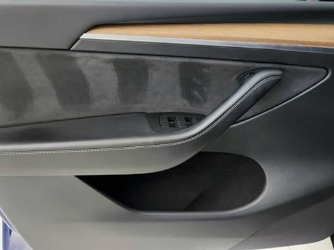 Used 2023 Tesla Model Y Performance AWD/4WD image 49