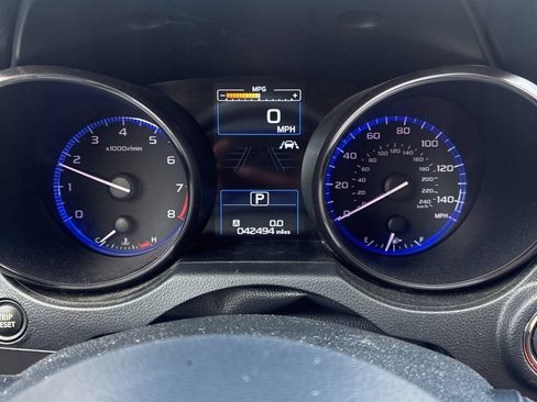 Used 2019 Subaru Outback 2.5i Touring w/ Popular Package #3A AWD/4WD image 10
