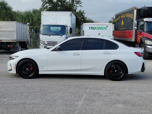 Used 2023 BMW 330i Sedan w/ M Sport Package RWD image 6
